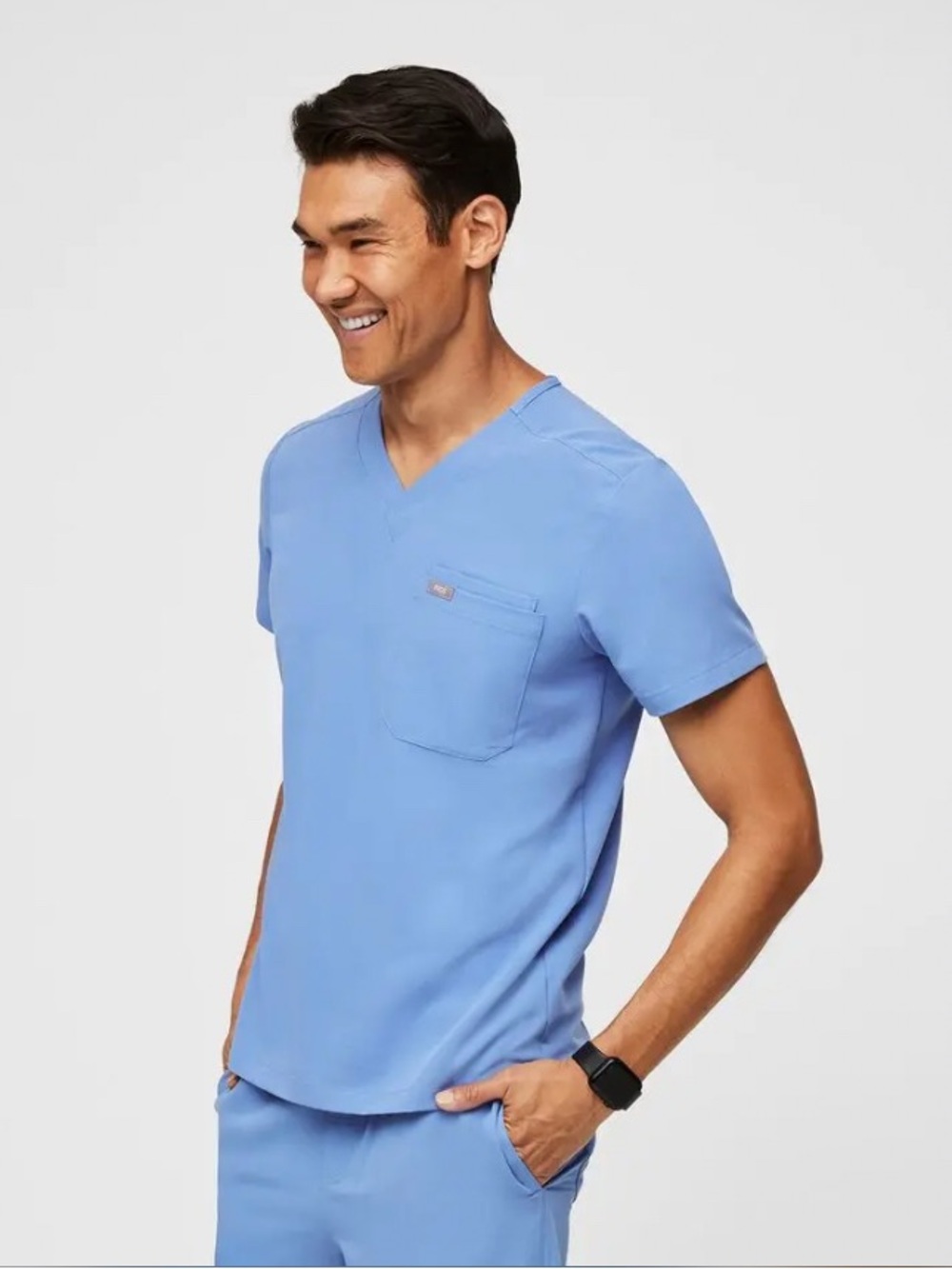 Figs Men's Leon V-Neck Scrub Top in Ceil Blue - Picture 2 of 6